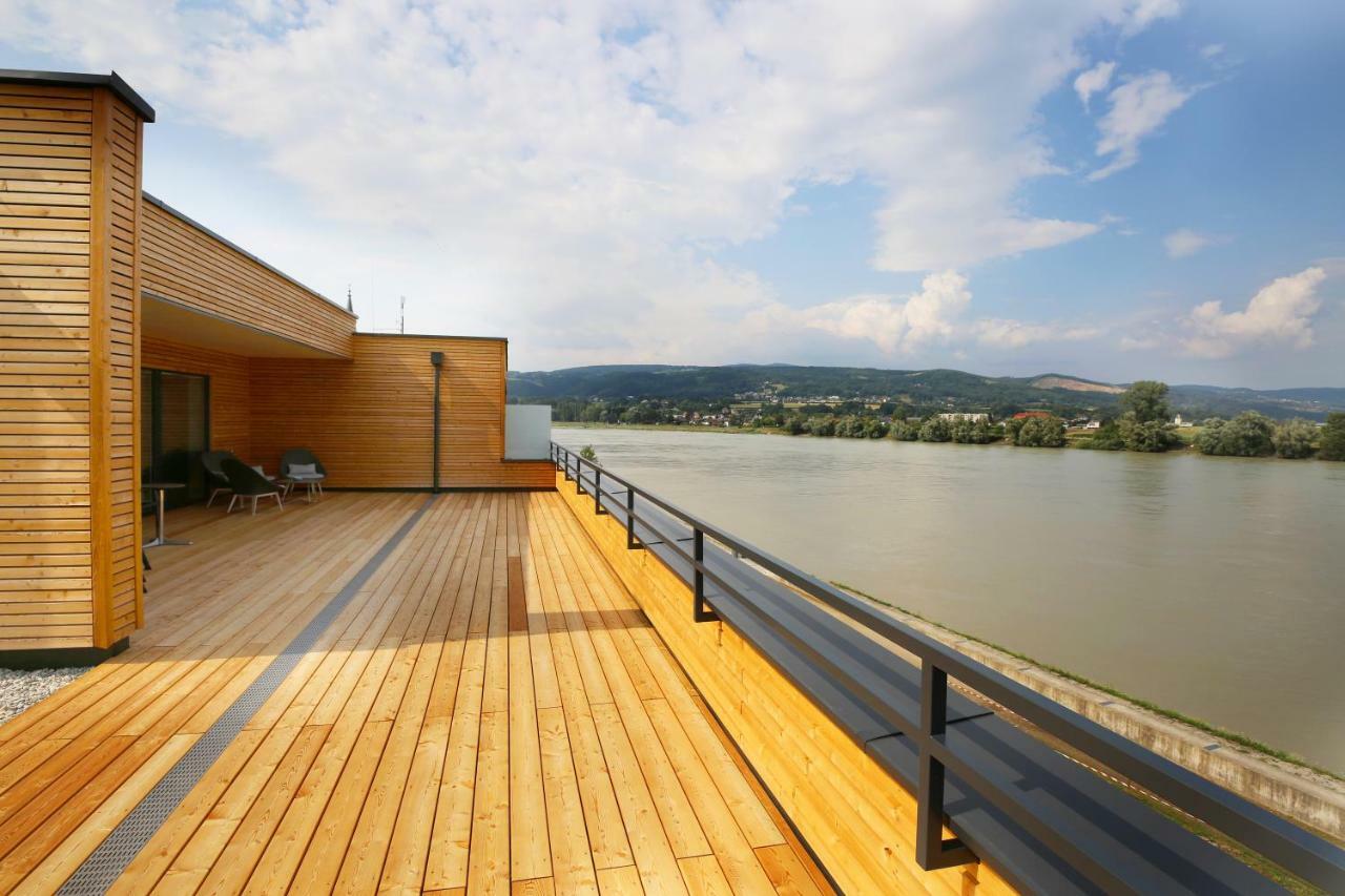 Donau Lodge Ybbs an der Donau Exterior photo